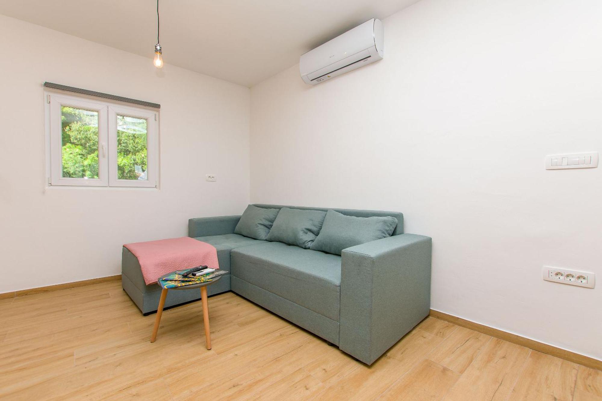 Apartment Petea